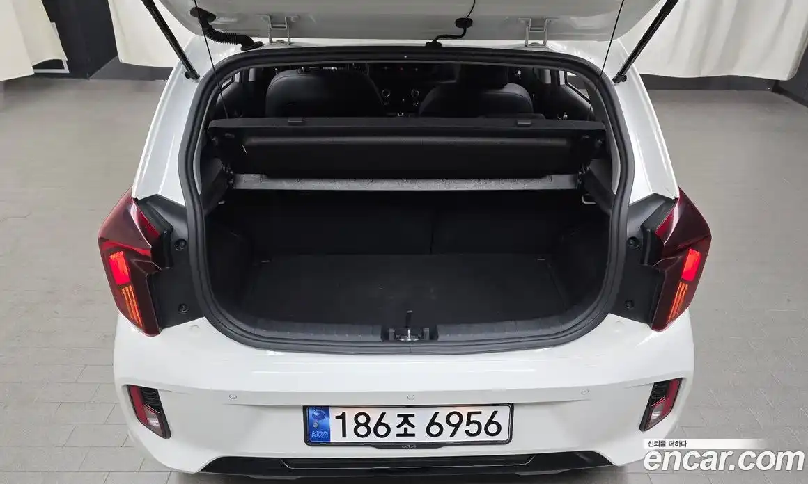 Kia Morning 2024 1.0 Автомат в Москве № 15372, фото 14