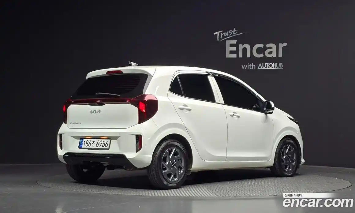 Kia Morning 2024 1.0 Автомат в Москве № 15372, фото 9