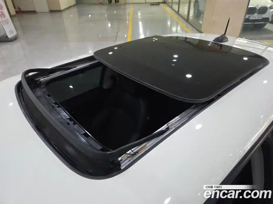 Mini Cooper 2015 1.5 Автомат в Москве № 154253, фото 17