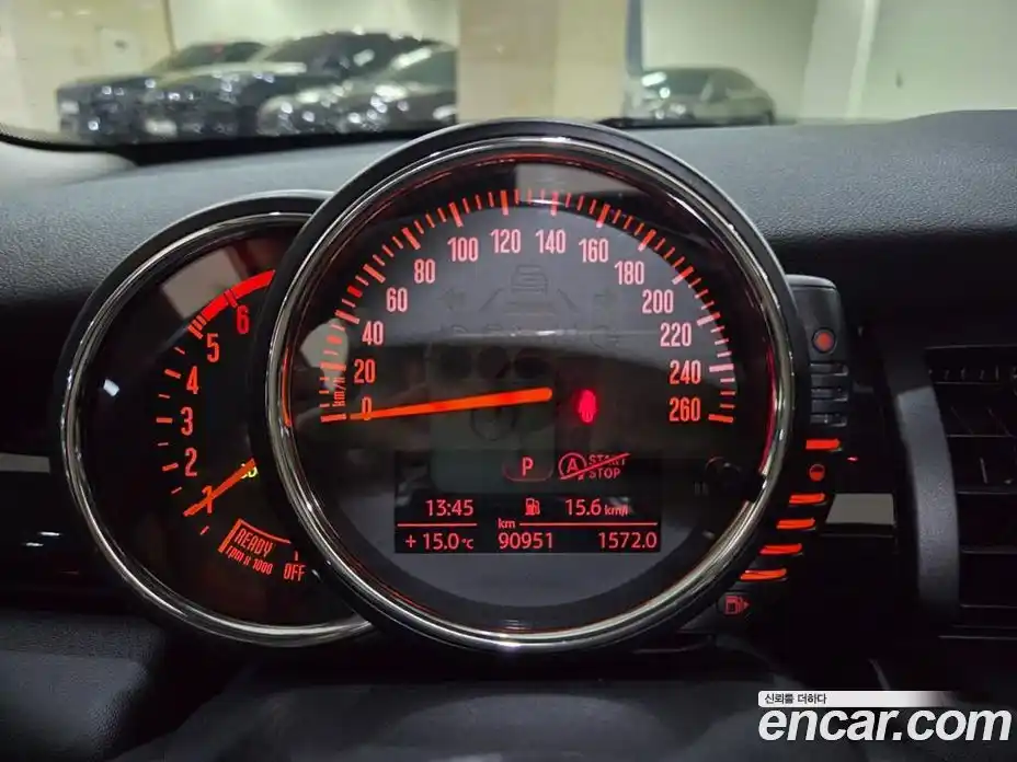 Mini Cooper 2015 1.5 Автомат в Москве № 154253, фото 10