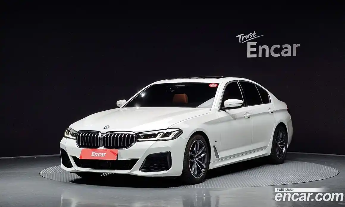 BMW 5-Series 2022 2.0 Автомат в Москве № 156028, фото 1