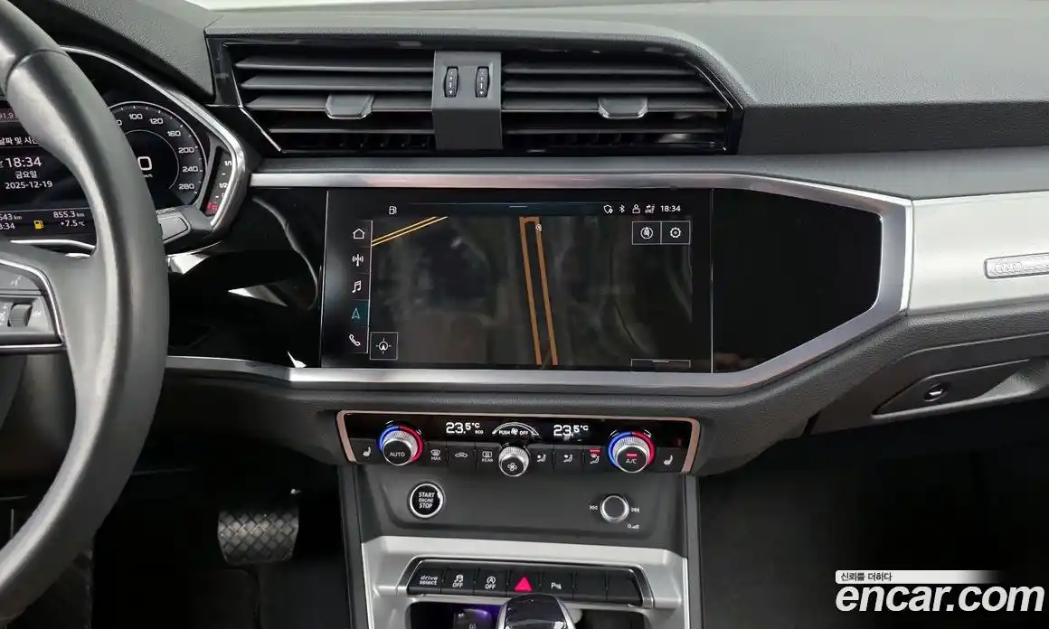 Audi Q3 2023 2.0 Автомат в Москве № 157936, фото 12