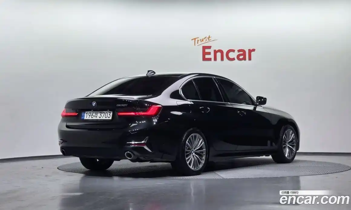 BMW 3-Series 2021 2.0 Автомат в Москве № 158706, фото 2