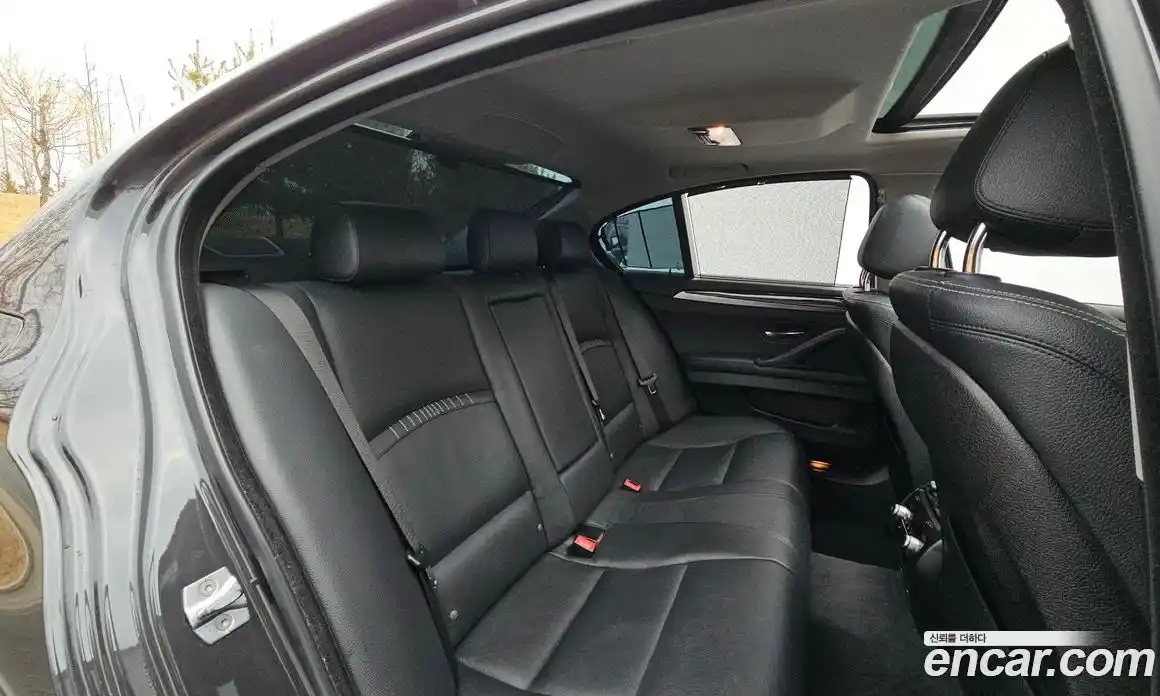 BMW 5-Series 2015 2.0 Автомат в Москве № 158785, фото 12