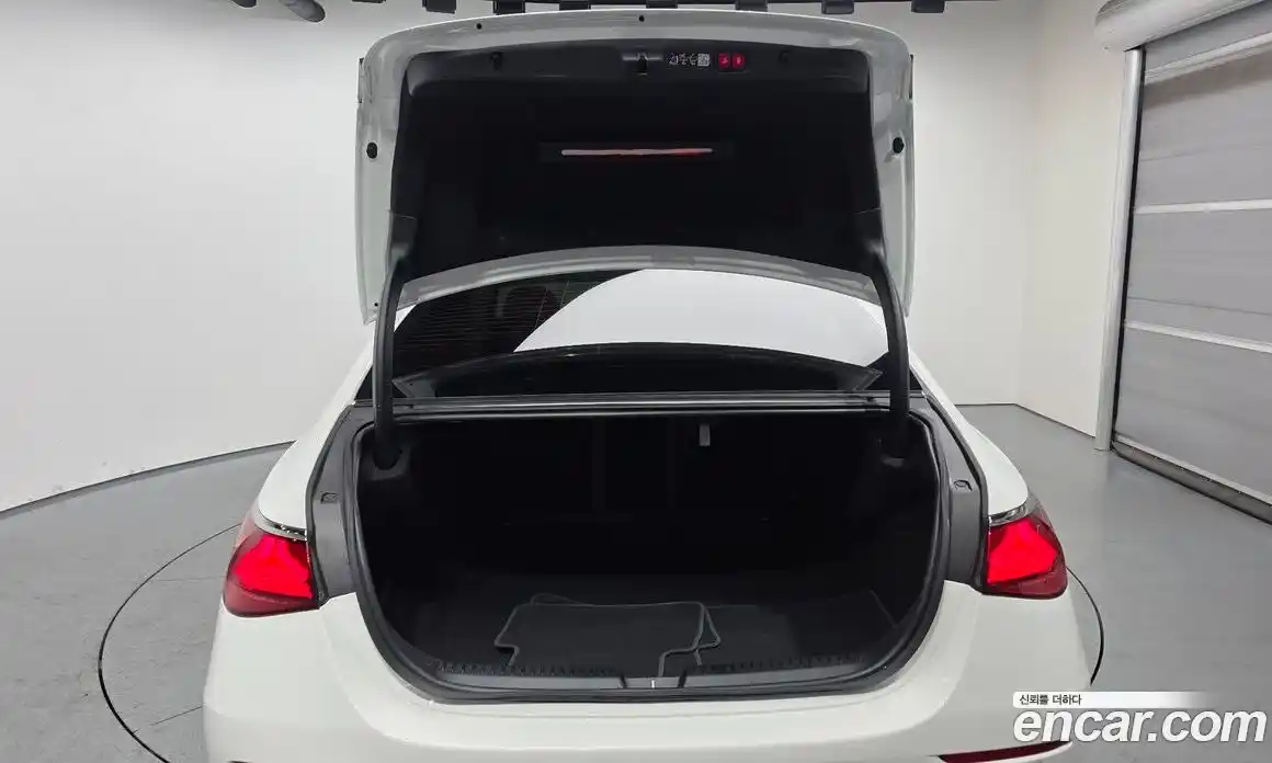 Mercedes-Benz E-Class 2026 2.0 Автомат в Москве № 160008, фото 6