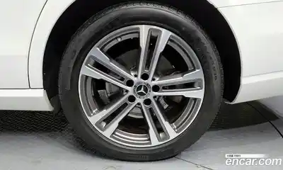 Mercedes-Benz E-Class, 2021