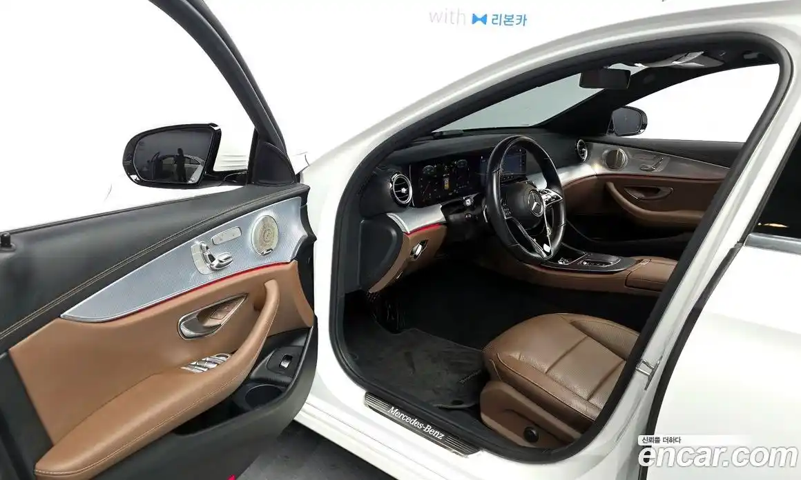 Mercedes-Benz E-Class 2021 2.0 Автомат в Москве № 161375, фото 15