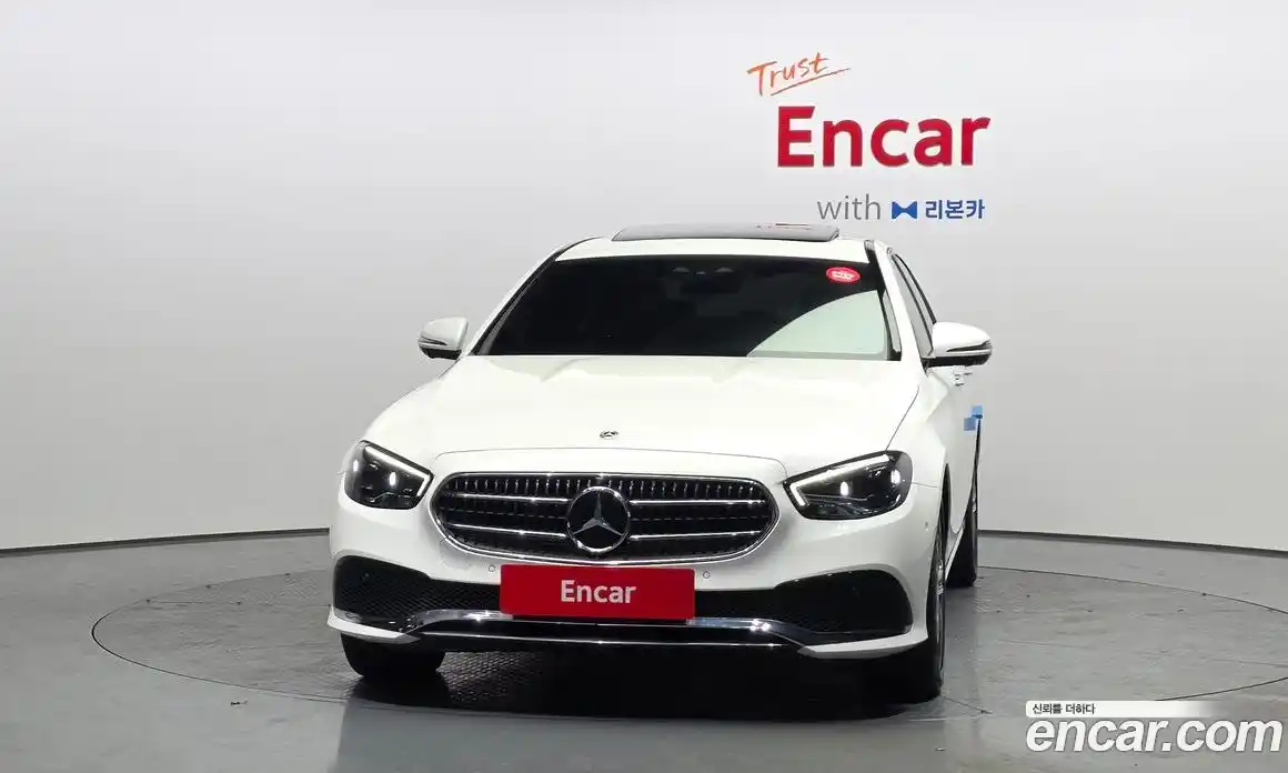 Mercedes-Benz E-Class 2021 2.0 Автомат в Москве № 161375, фото 16