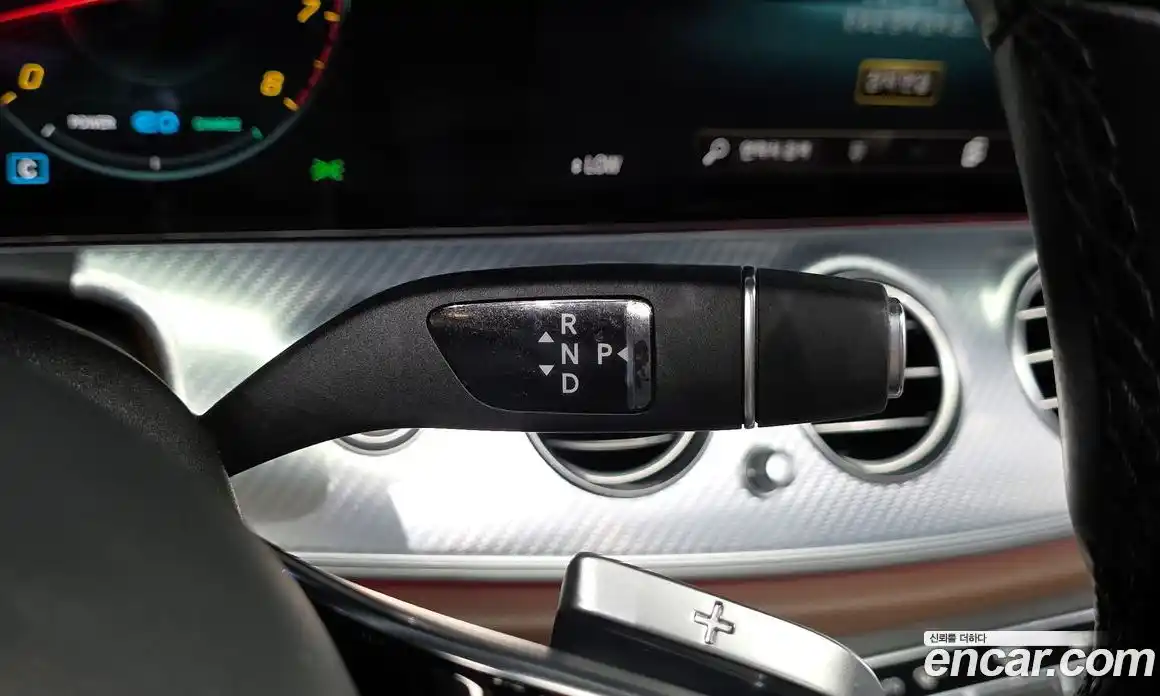 Mercedes-Benz E-Class 2021 2.0 Автомат в Москве № 161375, фото 20