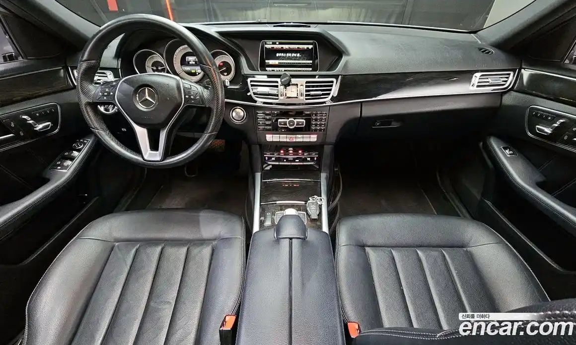Mercedes-Benz E-Class 2014 3.5 Автомат в Москве № 161606, фото 18