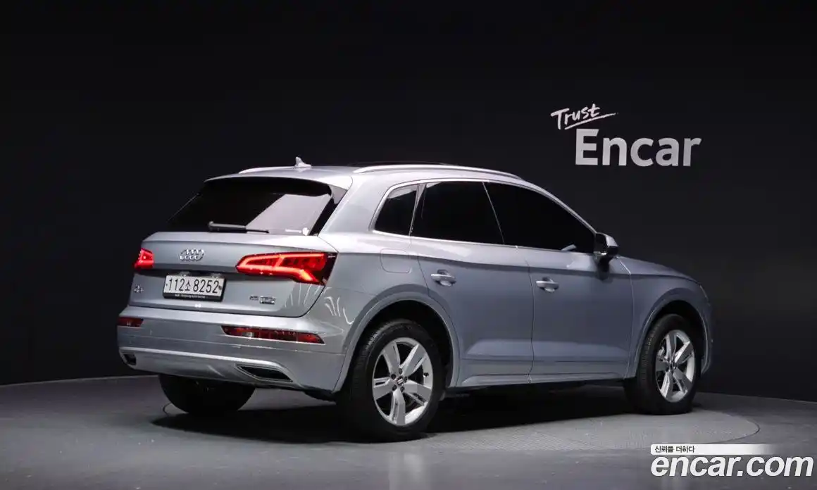 Audi Q5 2020 2.0 Автомат в Москве № 163215, фото 11