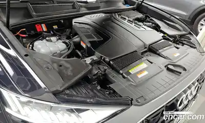 Audi Q8 2020 3.0 Автомат в Москве № 163532, миниатюра 4