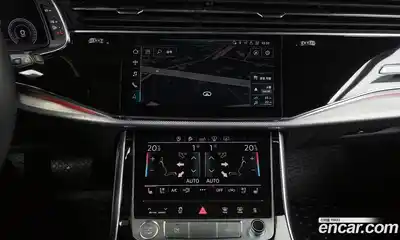 Audi Q8 2020 3.0 Автомат в Москве № 163532, миниатюра 6