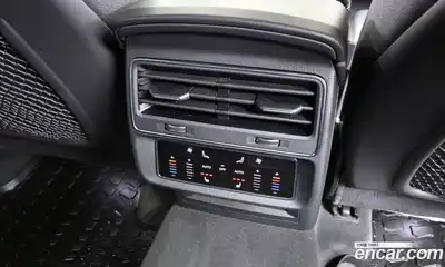 Audi Q8 2020 3.0 Автомат в Москве № 163532, миниатюра 7