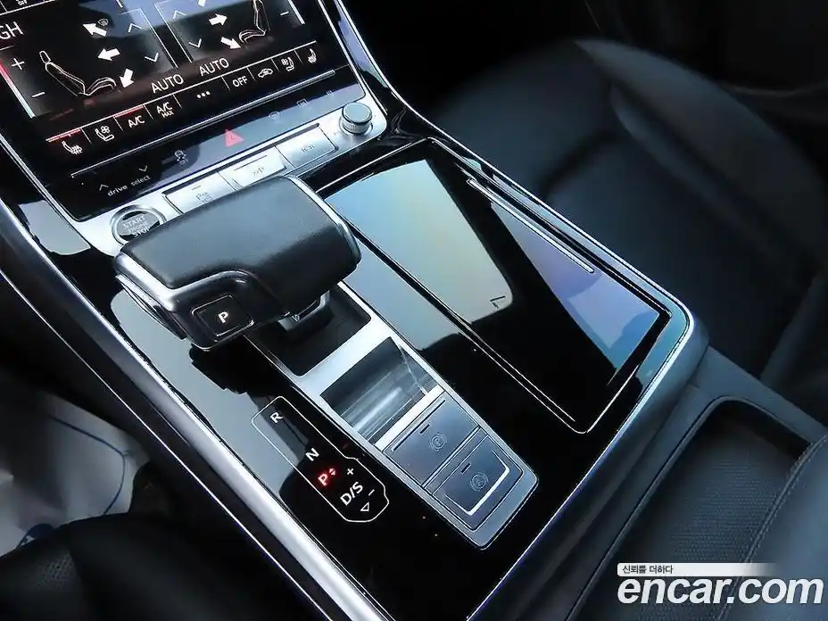 Audi Q7 2023 3.0 Автомат в Москве № 164065, фото 11