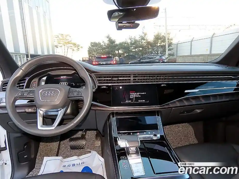 Audi Q7 2023 3.0 Автомат в Москве № 164065, фото 7