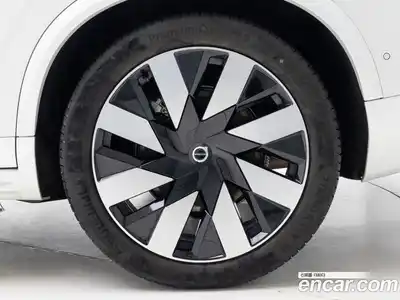 Volvo XC90 2024 2.0 Автомат в Москве № 164187, миниатюра 5