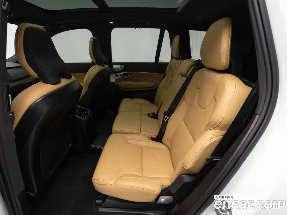 Volvo XC90 2024 2.0 Автомат в Москве № 164187, фото 10