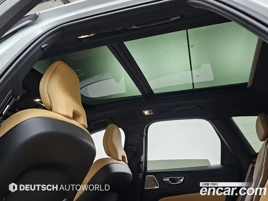 Volvo XC60 2020 2.0 Автомат в Москве № 164817, фото 19