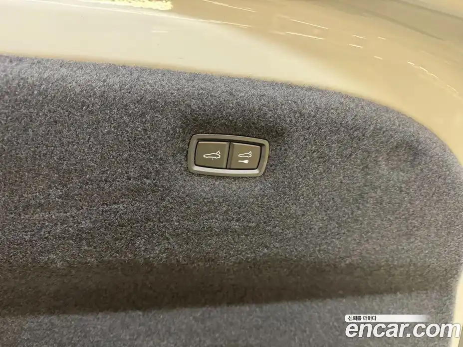 Porsche Taycan 2024 0.1 Автомат в Москве № 165108, фото 18