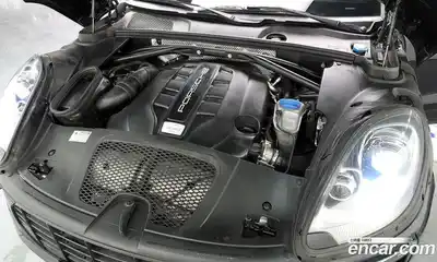 Porsche Macan 2017 3.0 Автомат в Москве № 165659, миниатюра 4