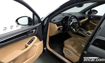Porsche Macan 2017 3.0 Автомат в Москве № 165659, миниатюра 5