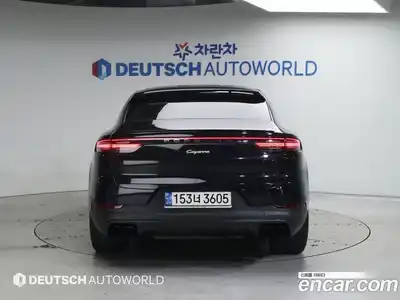 Porsche Cayenne 2022 3.0 Автомат в Москве № 165736, миниатюра 4