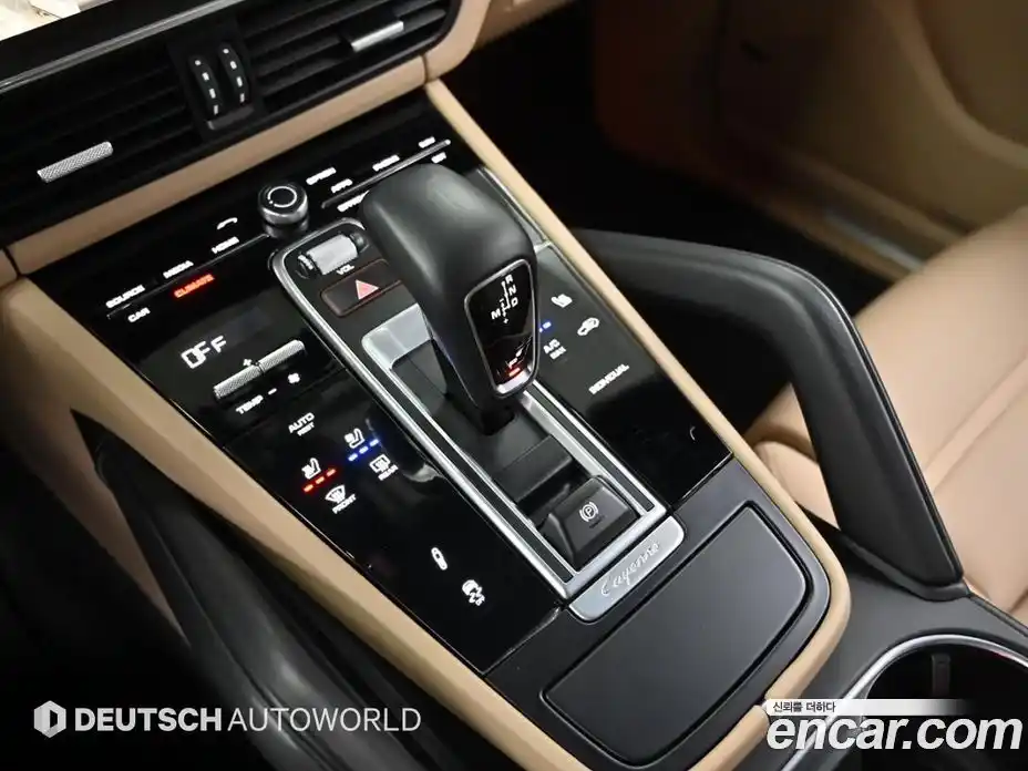 Porsche Cayenne 2022 3.0 Автомат в Москве № 165736, фото 9