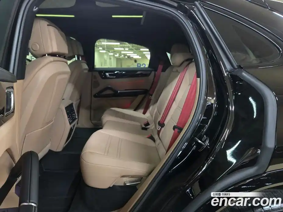 Porsche Cayenne 2021 3.0 Автомат в Москве № 165847, фото 12