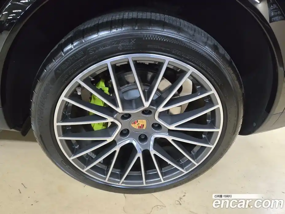 Porsche Cayenne 2021 3.0 Автомат в Москве № 165847, фото 13