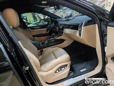 Porsche Cayenne 2021 3.0 Автомат в Москве № 165847, миниатюра 6