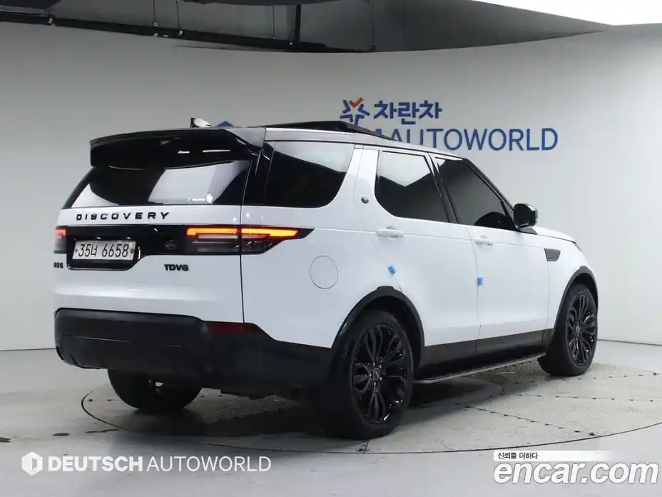 Land Rover Discovery 2018 2.0 Автомат в Москве № 166882, фото 2