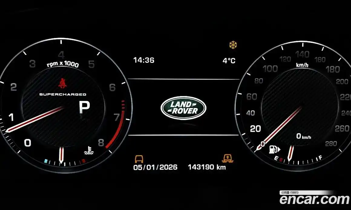 Land Rover Range-Rover 2016 5.0 Автомат в Москве № 166897, фото 11