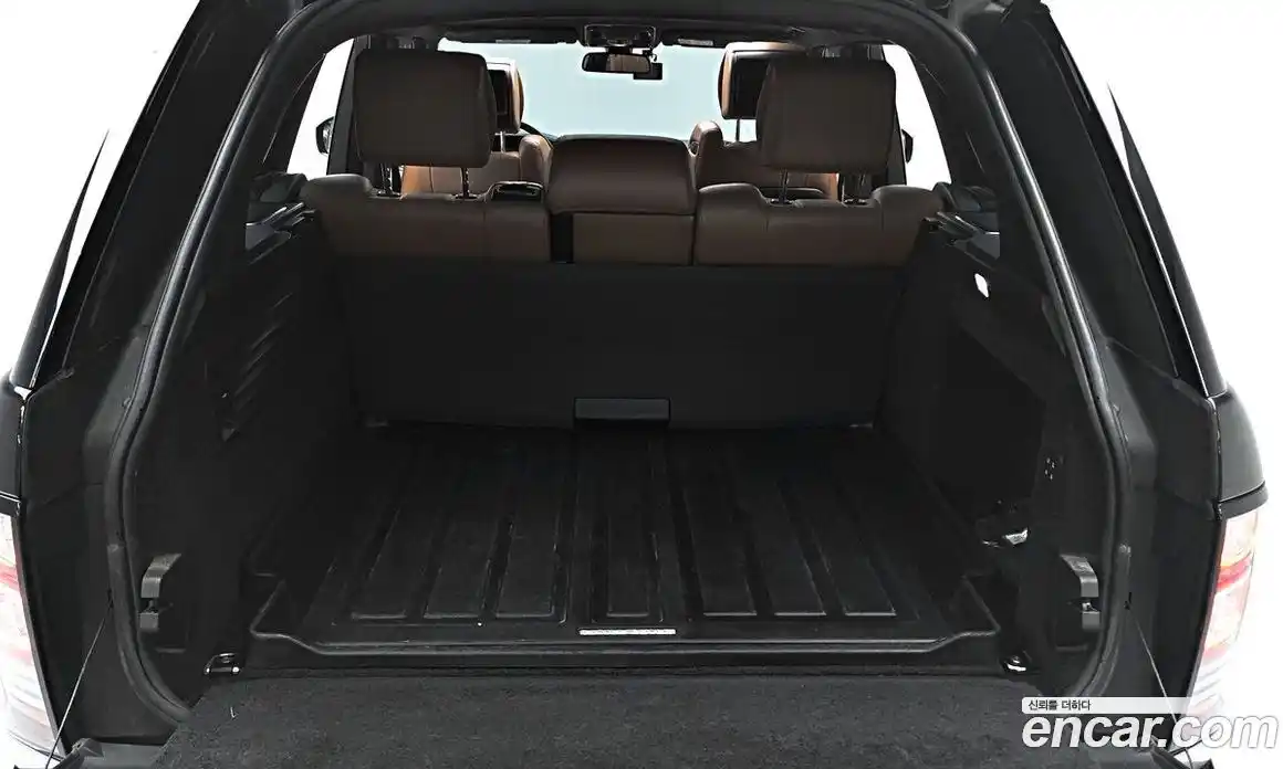 Land Rover Range-Rover 2016 5.0 Автомат в Москве № 166897, фото 19