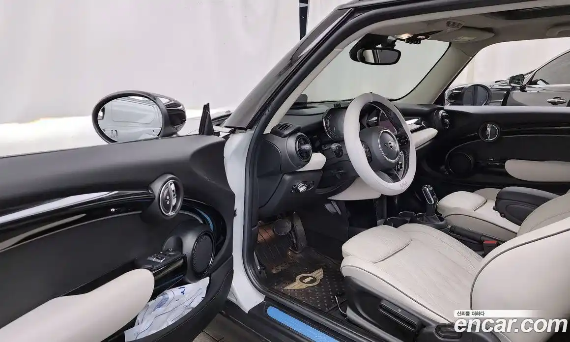 Mini Cooper 2022 2.0 Автомат в Москве № 167058, фото 10