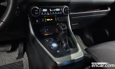 Toyota RAV4 2022 2.5 Автомат в Москве № 170200, миниатюра 12