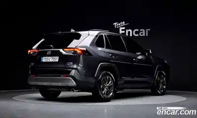 Toyota RAV4 2022 2.5 Автомат в Москве № 170200, миниатюра 7