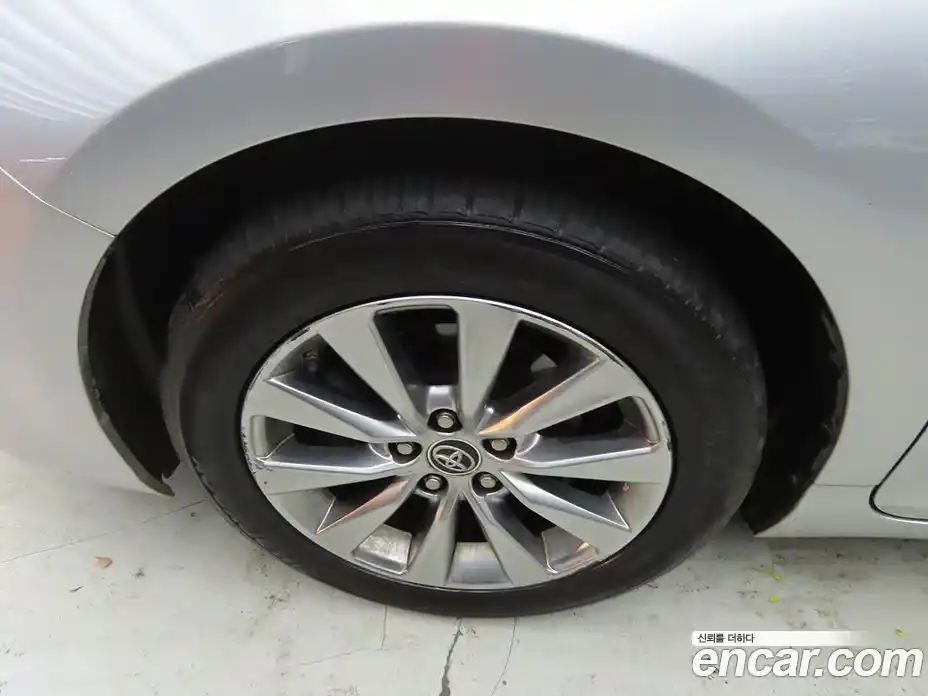 Toyota Camry 2015 2.5 Автомат в Москве № 170363, фото 20