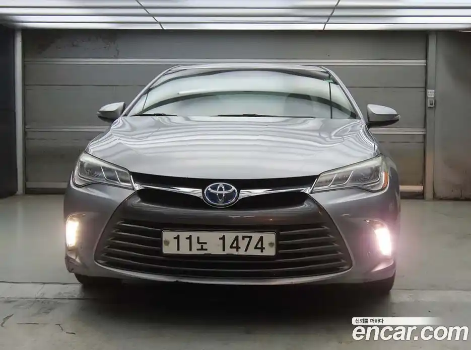 Toyota Camry 2015 2.5 Автомат в Москве № 170363, фото 2