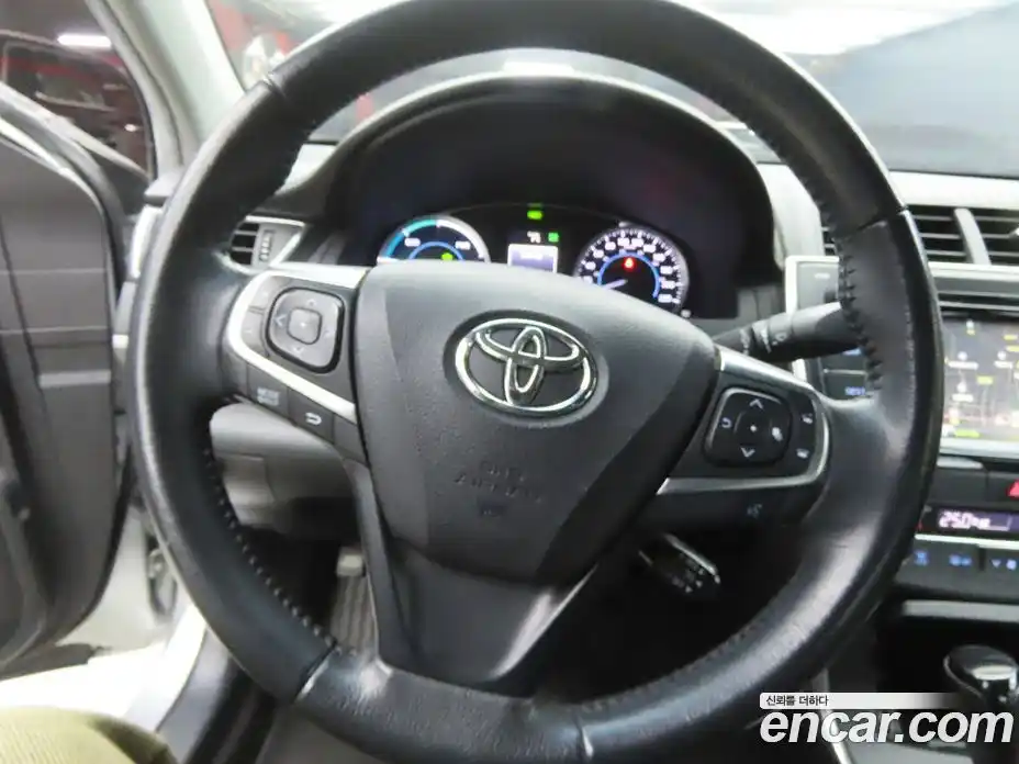 Toyota Camry 2015 2.5 Автомат в Москве № 170363, фото 8