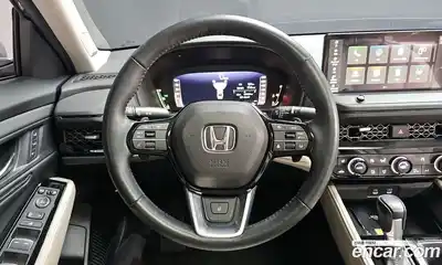 Honda Accord 2023 2.0 Автомат в Москве № 170435, миниатюра 10