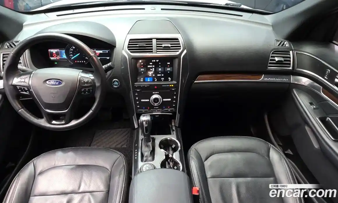 Ford Explorer 2019 2.3 Автомат в Москве № 170816, фото 13