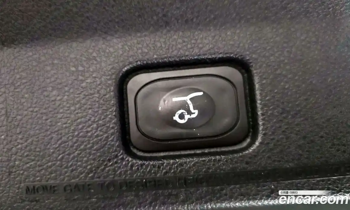 Ford Explorer 2019 2.3 Автомат в Москве № 170816, фото 8