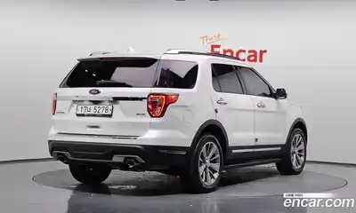 Ford Explorer 2018 2.3 Автомат в Москве № 170972, миниатюра 2