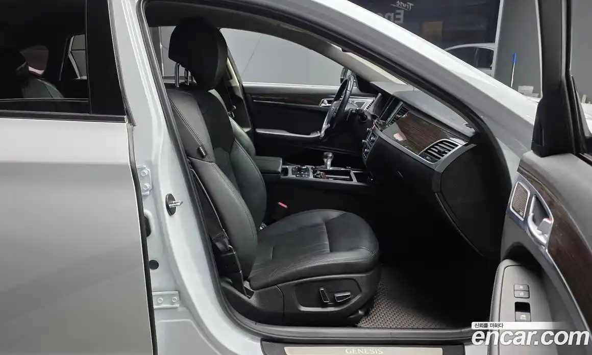 Genesis G80 2018 3.3 Автомат в Москве № 17180, фото 10