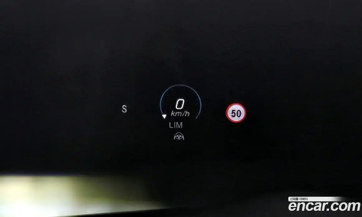 Mercedes-Benz E-Class 2023 2.0 Автомат в Москве № 177819, фото 12