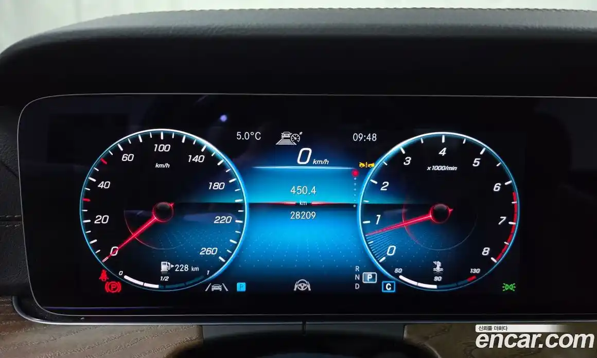 Mercedes-Benz E-Class 2022 2.0 Автомат в Москве № 178641, фото 1