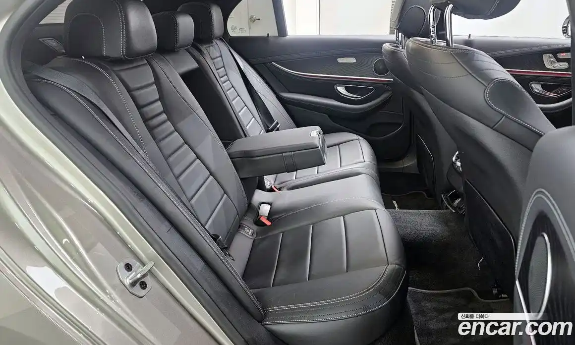 Mercedes-Benz E-Class 2021 1.9 Автомат в Москве № 179091, фото 11