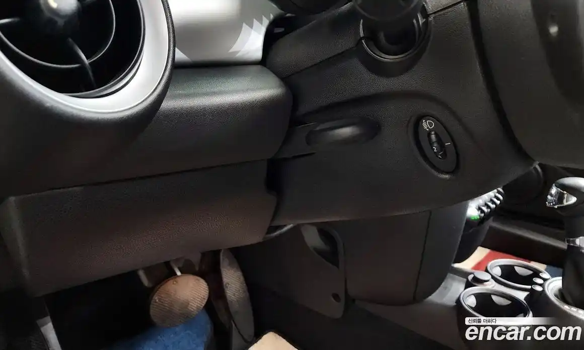 Mini Cooper Convertible 2015 1.6 Автомат в Москве № 179272, фото 16