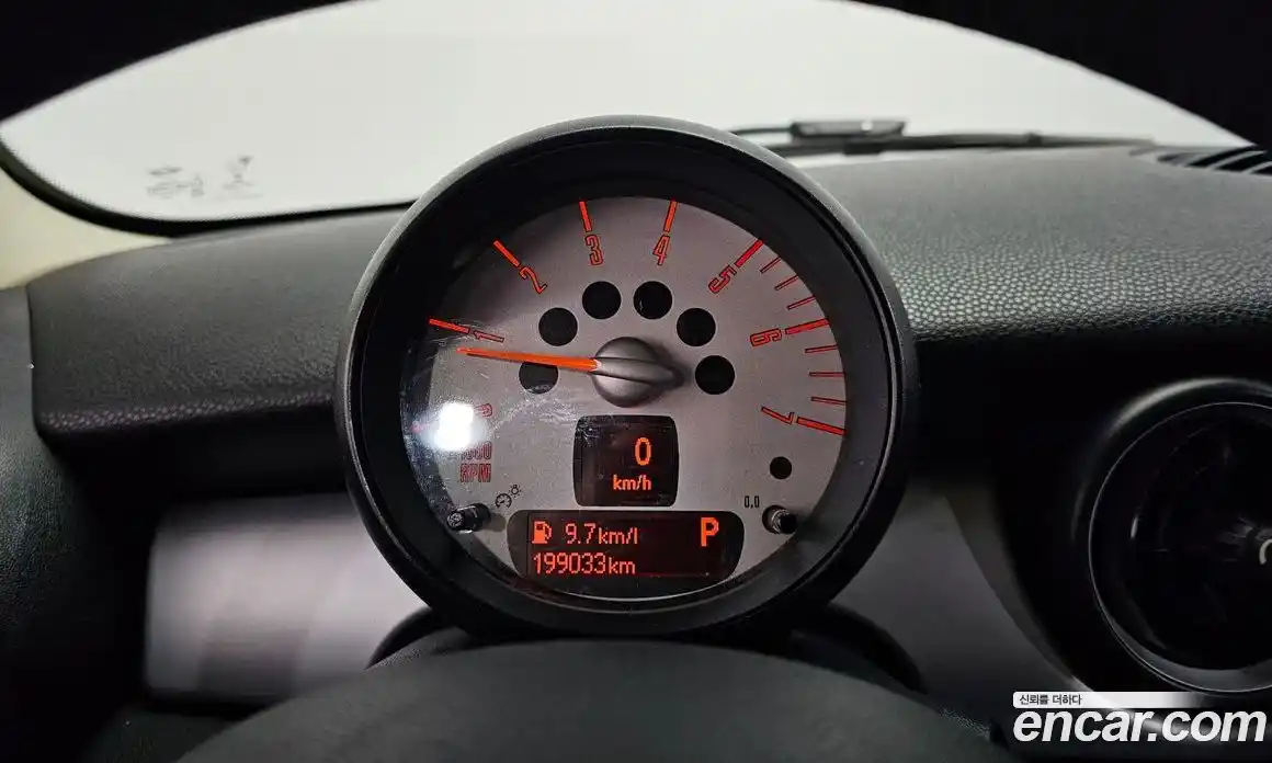 Mini Clubman 2014 2.0 Автомат в Москве № 179825, фото 13